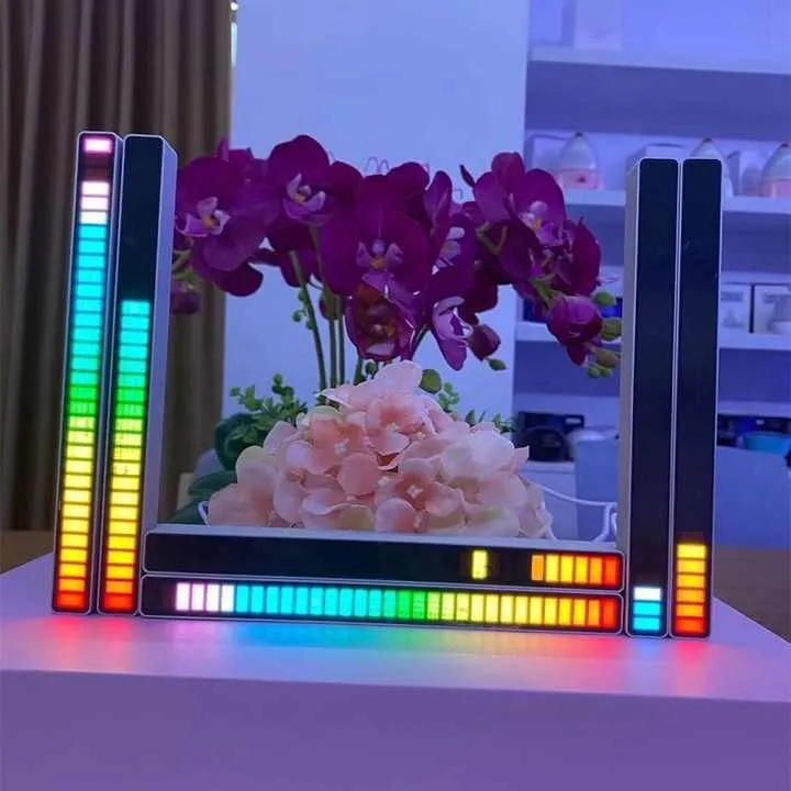 المحمولة APP و صوت ملون للتحكم الموسيقىPortable APP and Voice Control Colorful Music Sync LED