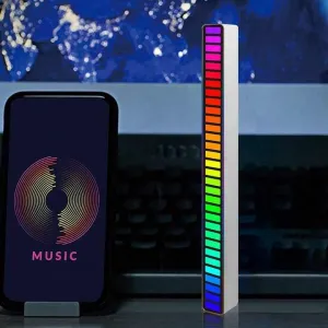 المحمولة APP و صوت ملون للتحكم الموسيقىPortable APP and Voice Control Colorful Music Sync LED