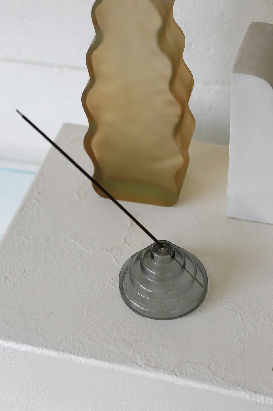 Glass Meso Incense Holder (Gray)