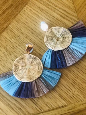 RAFFIA FAN EARRING